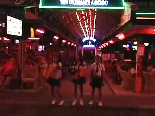 Chồng mất vợ và Thái, con gái, và Tiếng jabardasti đẹp cả hai đều chết tiệt