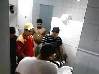 Bắt gia tình dục.  tiếng ấn độ tiếng ấn độ
