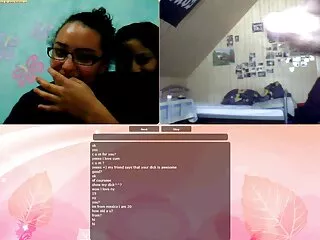 Thấy nàng khỏa thân trong phòng tắm đồ tiếng video 2 cô gái